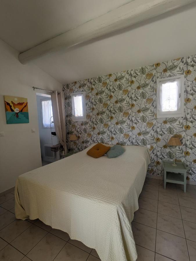 Chambre D'Hote Au Coeur Des Alpilles Mouries Exterior photo