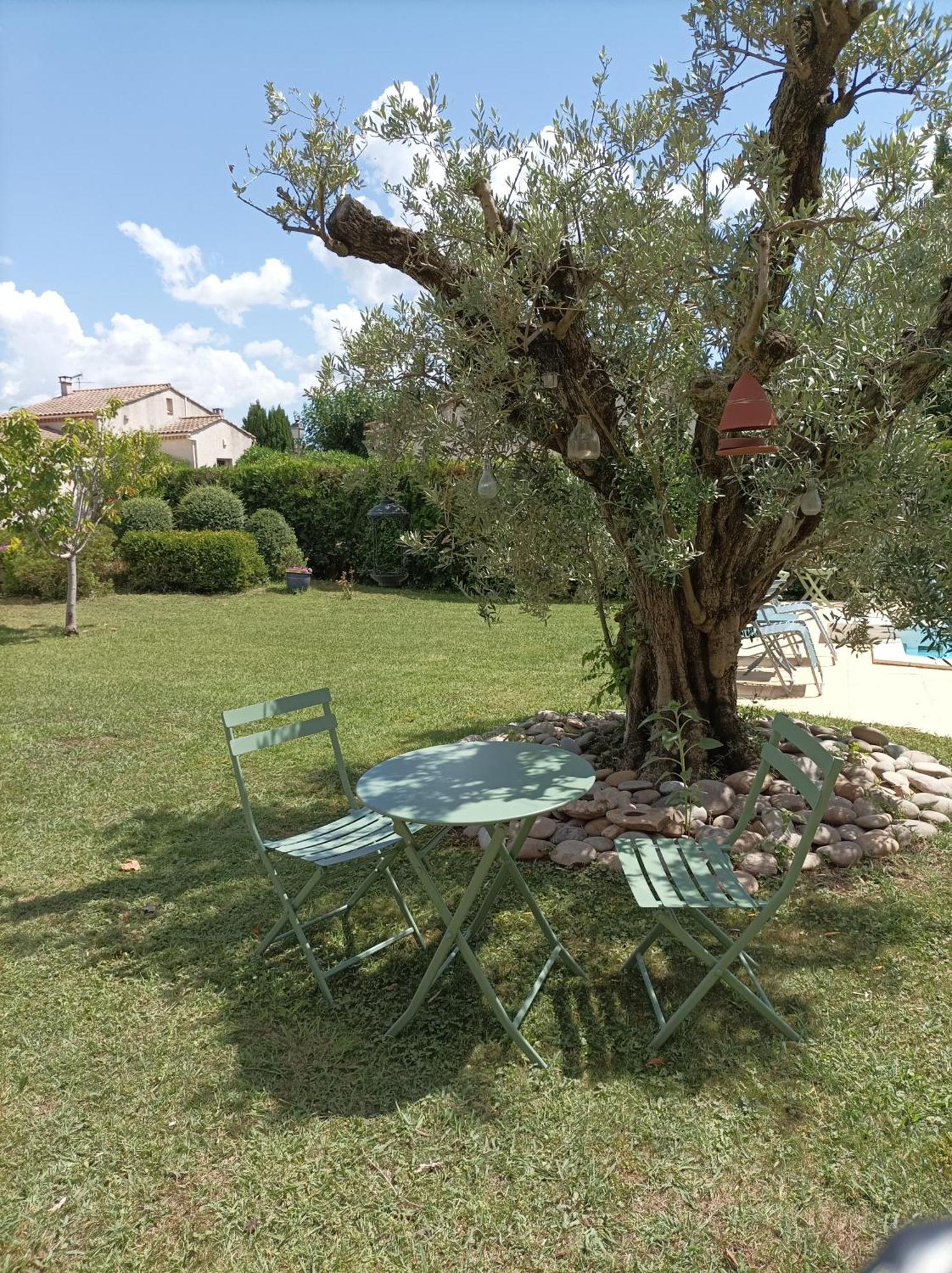 Chambre D'Hote Au Coeur Des Alpilles Mouries Exterior photo